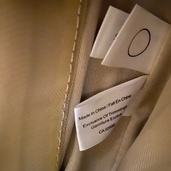 Large Danier Leather bag - Picture 6 of 13